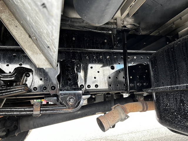 いすゞエルフアルミウイング小型（2t・3t）[写真14]