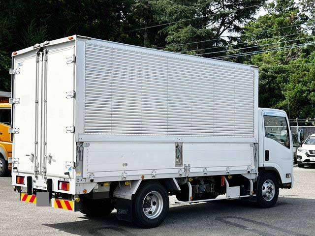 いすゞエルフアルミウイング小型（2t・3t）[写真02]