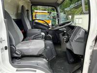 いすゞエルフアルミウイング小型（2t・3t）[写真20]