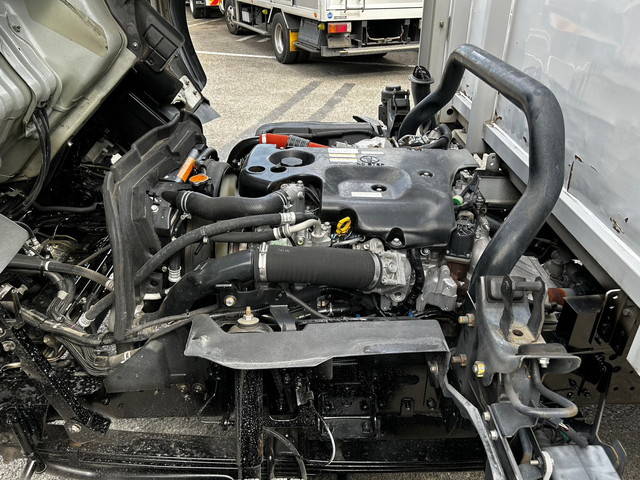 いすゞエルフアルミウイング小型（2t・3t）[写真24]