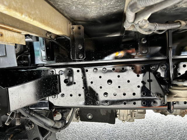 いすゞエルフアルミウイング小型（2t・3t）[写真25]