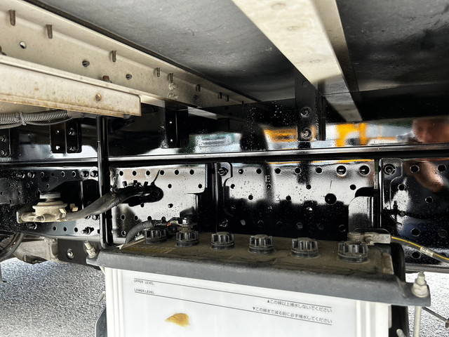 いすゞエルフアルミウイング小型（2t・3t）[写真26]