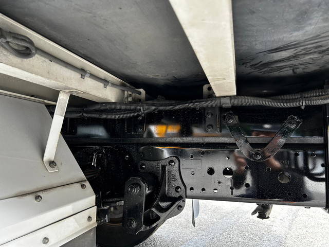 いすゞエルフアルミウイング小型（2t・3t）[写真28]