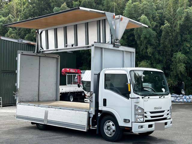 いすゞエルフアルミウイング小型（2t・3t）[写真03]