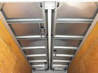 いすゞエルフアルミウイング小型（2t・3t）[写真05]