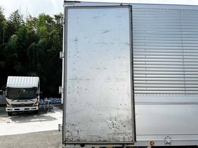 いすゞエルフアルミウイング小型（2t・3t）[写真06]