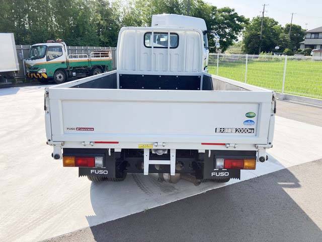 三菱ふそうキャンター平ボディ小型（2t・3t）[写真07]