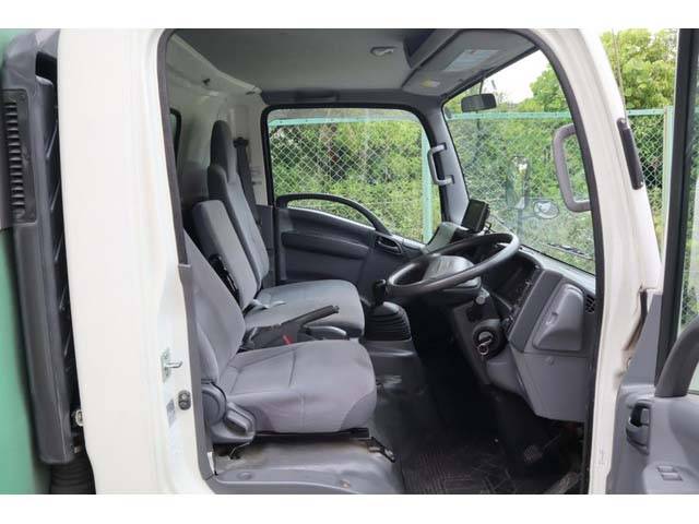 マツダタイタン幌車小型（2t・3t）[写真12]