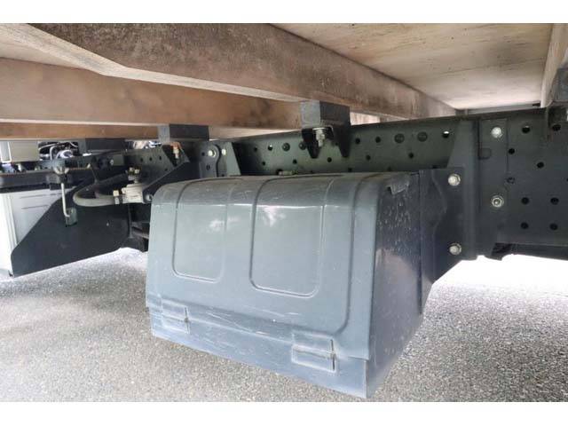 マツダタイタン幌車小型（2t・3t）[写真38]