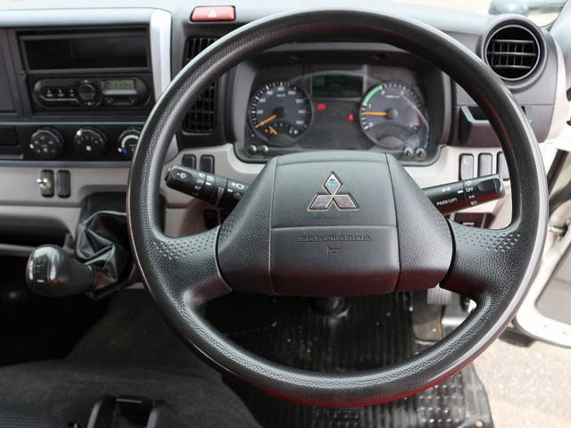 三菱ふそうキャンターアルミブロック小型（2t・3t）[写真24]