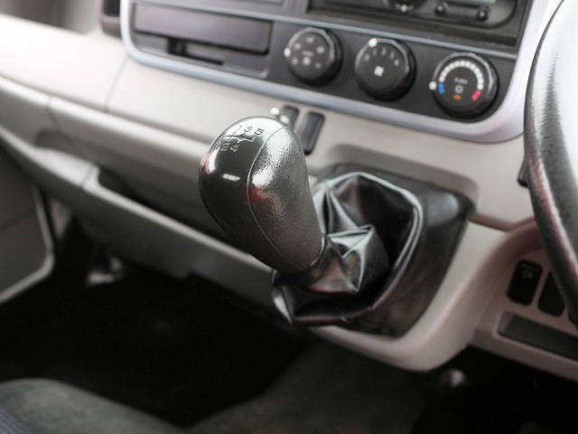 三菱ふそうキャンターアルミブロック小型（2t・3t）[写真27]