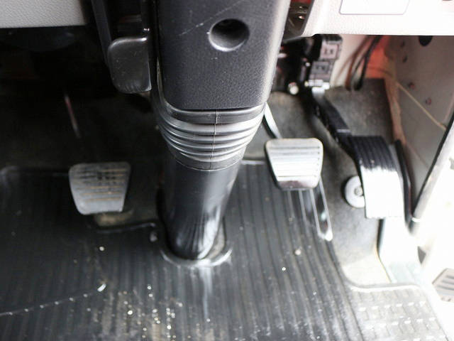 三菱ふそうキャンターアルミブロック小型（2t・3t）[写真28]