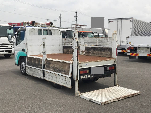 三菱ふそうキャンター平ボディ小型（2t・3t）[写真02]