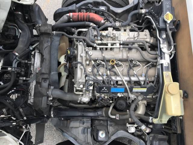 三菱ふそうキャンター平ボディ小型（2t・3t）[写真20]