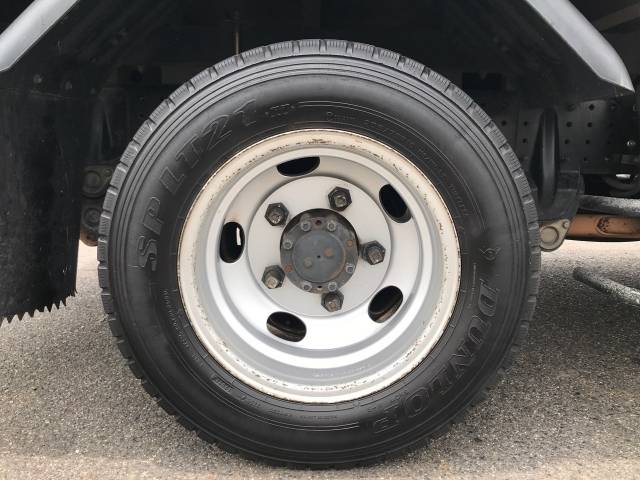 三菱ふそうキャンター平ボディ小型（2t・3t）[写真22]