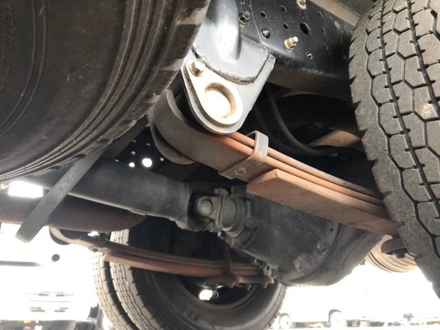 三菱ふそうキャンター平ボディ小型（2t・3t）[写真25]