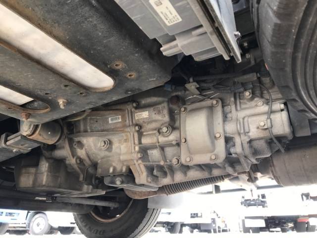 三菱ふそうキャンター平ボディ小型（2t・3t）[写真26]