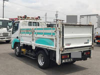 三菱ふそうキャンター平ボディ小型（2t・3t）[写真07]