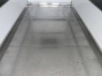 いすゞエルフ冷凍車（冷蔵車）小型（2t・3t）[写真21]