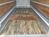 三菱ふそうファイターアルミウイング中型（4t）[写真18]