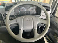 三菱ふそうファイターアルミウイング中型（4t）[写真35]