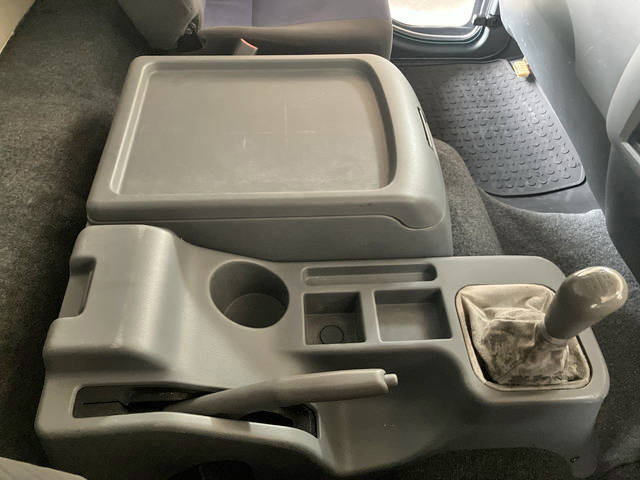 三菱ふそうファイターアルミウイング中型（4t）[写真36]