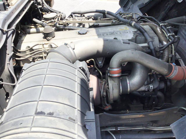 いすゞギガアルミブロック大型（10t）[写真22]