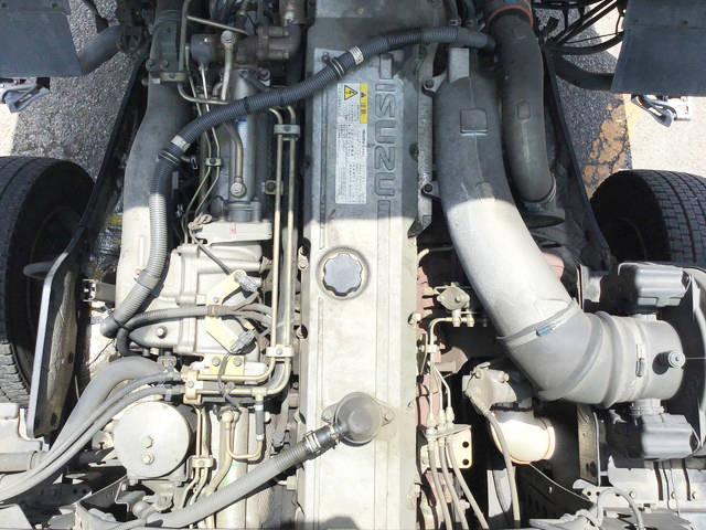 いすゞギガアルミブロック大型（10t）[写真23]