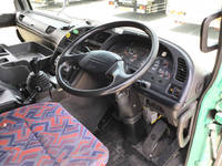 いすゞギガアルミブロック大型（10t）[写真32]