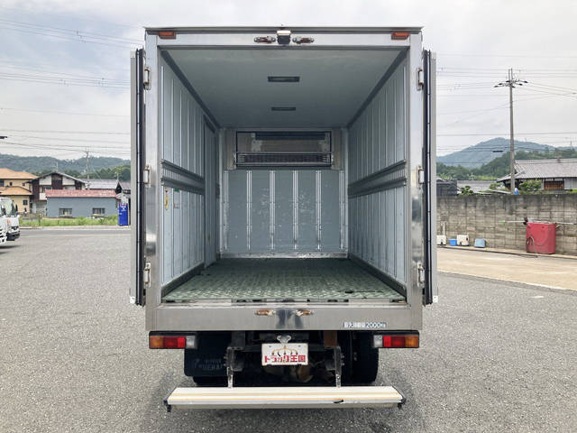 三菱ふそうキャンター冷凍車（冷蔵車）小型（2t・3t）[写真12]