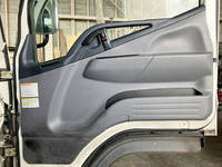 三菱ふそうキャンター冷凍車（冷蔵車）小型（2t・3t）[写真27]