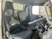 三菱ふそうキャンター冷凍車（冷蔵車）小型（2t・3t）[写真29]