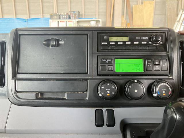 三菱ふそうキャンター冷凍車（冷蔵車）小型（2t・3t）[写真33]