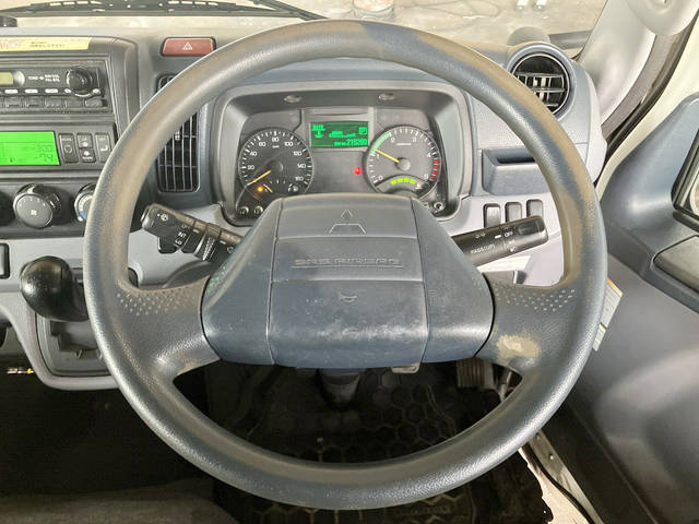 三菱ふそうキャンター冷凍車（冷蔵車）小型（2t・3t）[写真36]