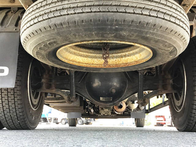 日野レンジャー平ボディ中型（4t）[写真18]