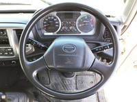 日野レンジャー平ボディ中型（4t）[写真31]