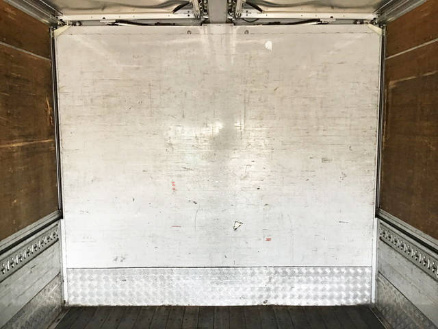 いすゞフォワードアルミウイング中型（4t）[写真14]