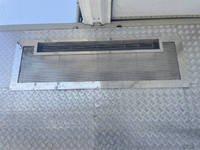 三菱ふそうスーパーグレート冷蔵冷凍ウイング大型（10t）[写真12]