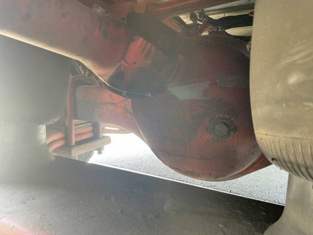 三菱ふそうスーパーグレート冷蔵冷凍ウイング大型（10t）[写真23]