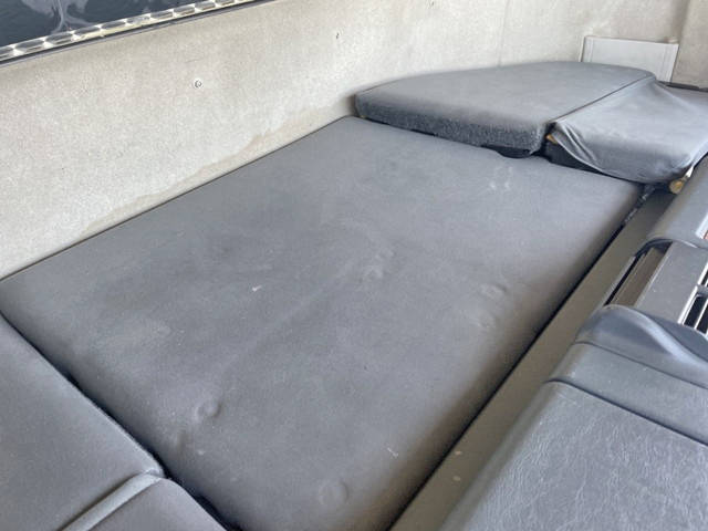 三菱ふそうスーパーグレート冷蔵冷凍ウイング大型（10t）[写真33]