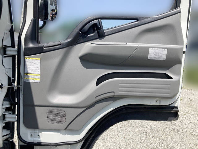 三菱ふそうキャンターユニック5段小型（2t・3t）[写真21]