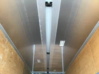 いすゞフォワードアルミウイング増トン（6t・8t）[写真14]