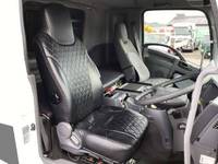 いすゞフォワードアルミウイング増トン（6t・8t）[写真28]