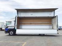 いすゞフォワードアルミウイング増トン（6t・8t）[写真06]