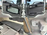 三菱ふそうスーパーグレート冷凍車（冷蔵車）大型（10t）[写真28]