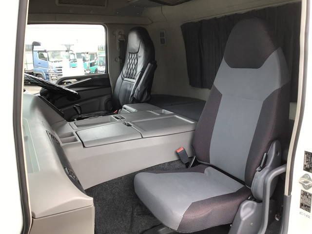 三菱ふそうスーパーグレート冷凍車（冷蔵車）大型（10t）[写真29]