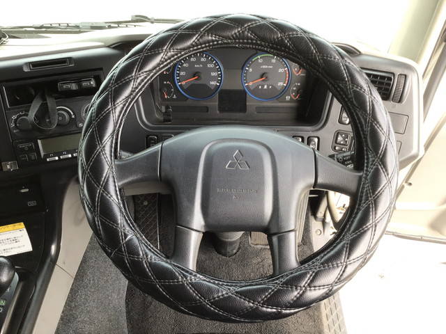 三菱ふそうスーパーグレート冷凍車（冷蔵車）大型（10t）[写真33]