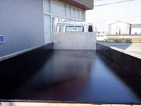 三菱ふそうキャンター平ボディ小型（2t・3t）[写真03]