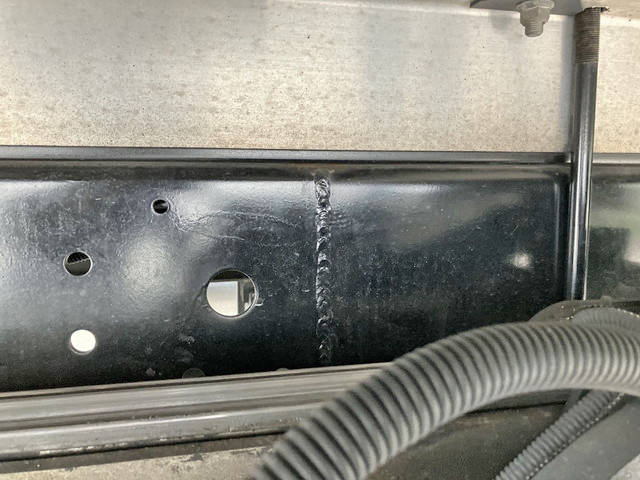 日野レンジャー冷凍車（冷蔵車）中型（4t）[写真18]