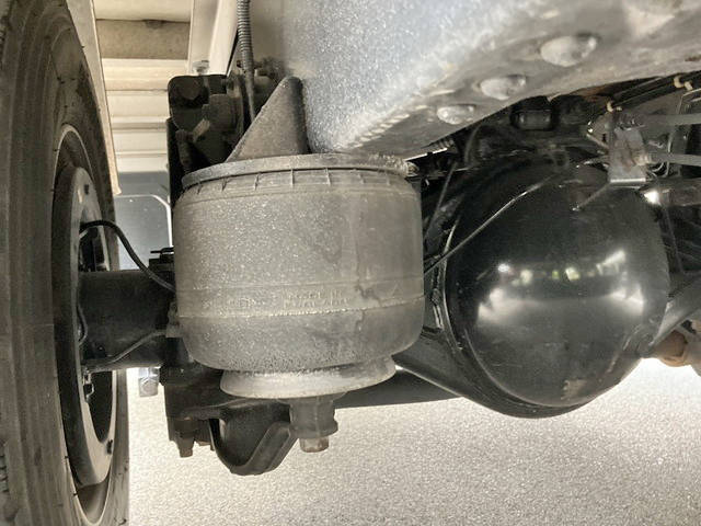 日野レンジャー冷凍車（冷蔵車）中型（4t）[写真22]